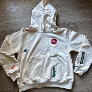 SET Active Cream Hoodie with Embroidered Accents